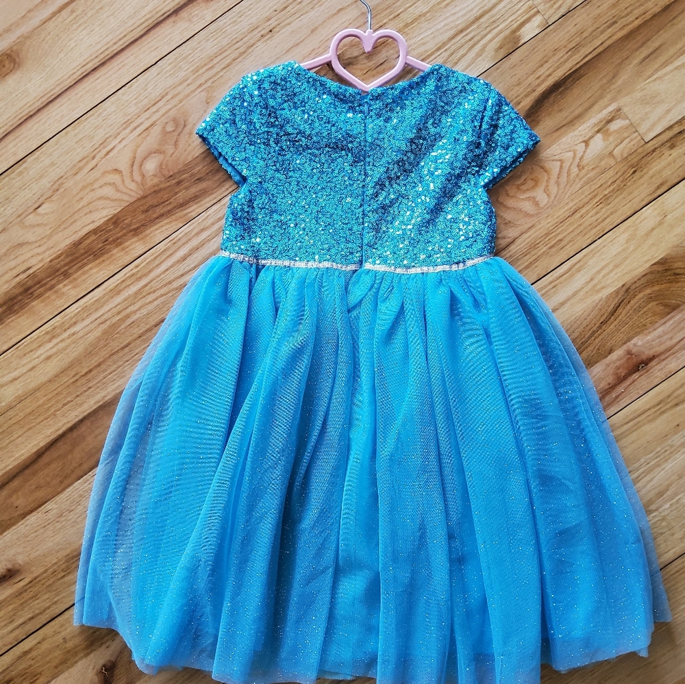 DISNEY -RARE FIND- Sequin & Tulle FROZEN Dress w/Elsa Character Design Sz.5 - Picture 6 of 7